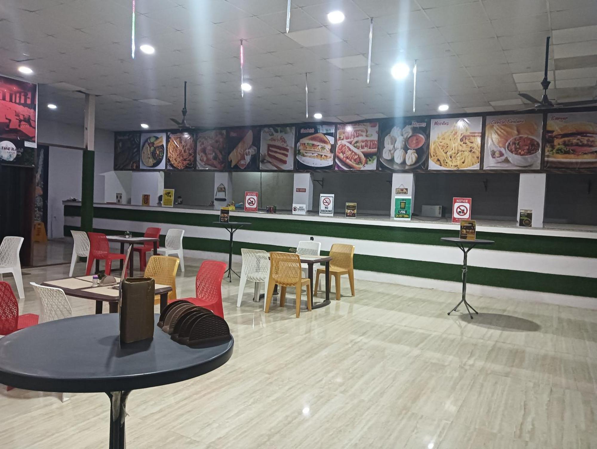 Krishna Fun Land Hotell Mathura Eksteriør bilde