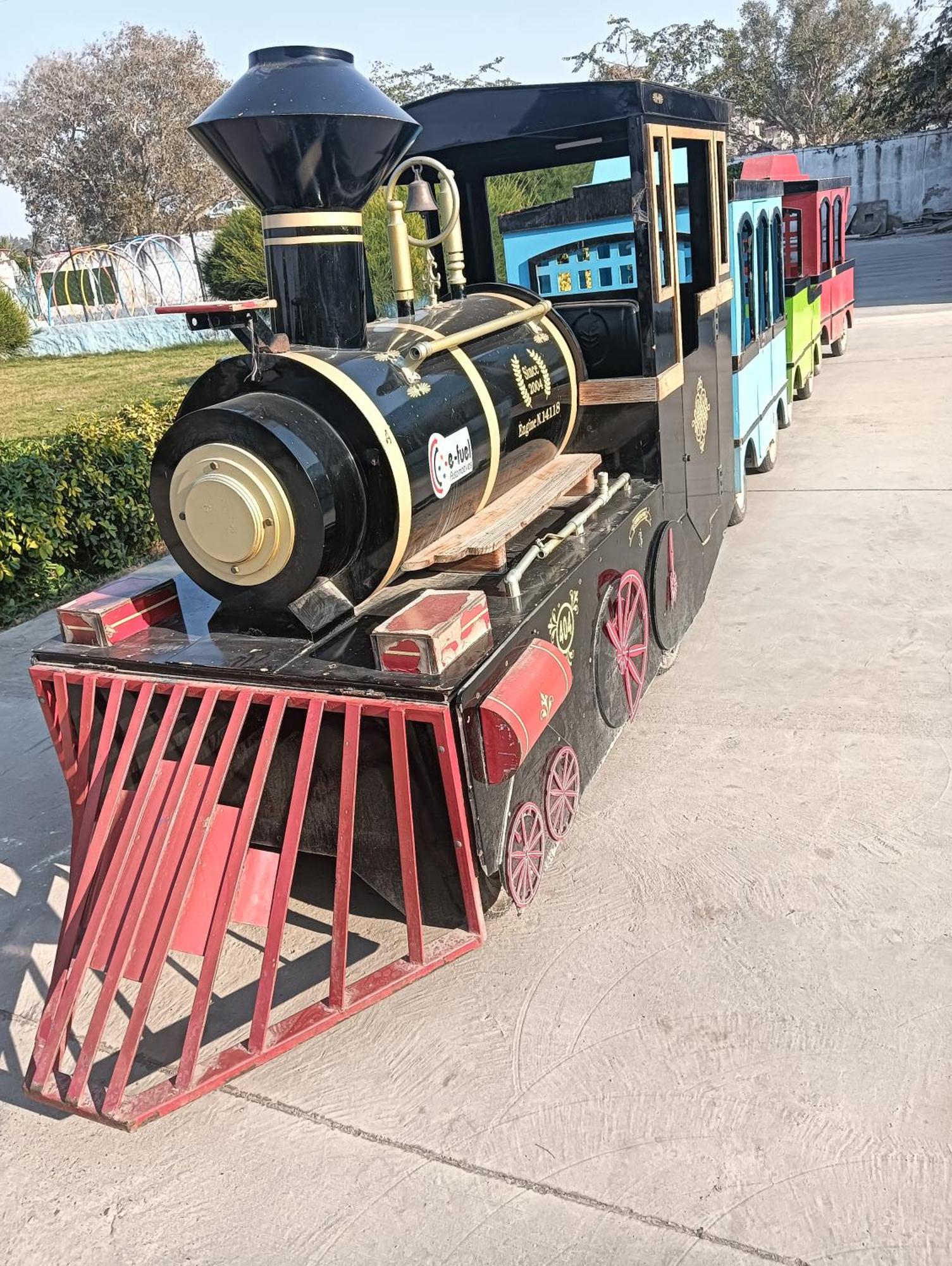 Krishna Fun Land Hotell Mathura Eksteriør bilde